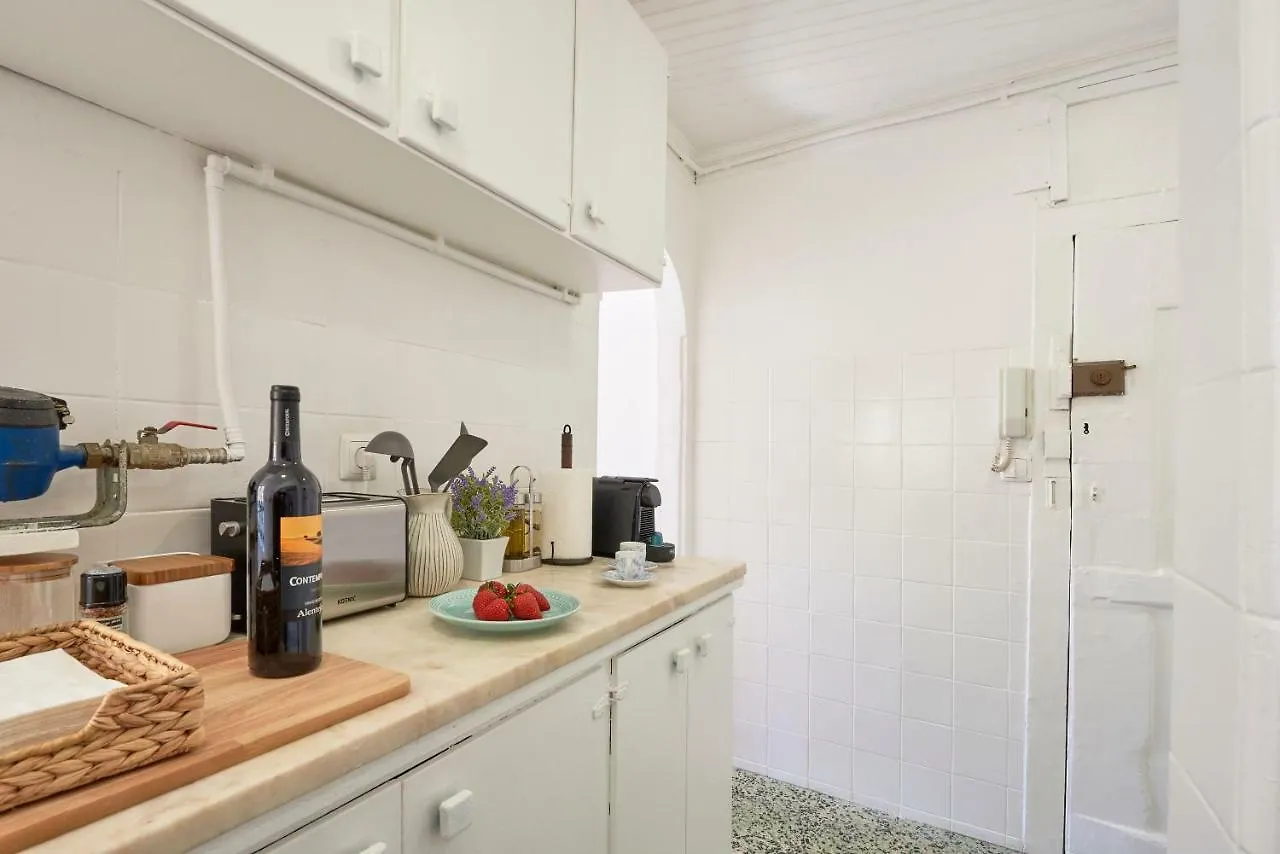 Alfama Light-Filled Apartment, By Timecooler Lisbon Apartment